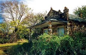 Abandoned Waynesville Gas Station