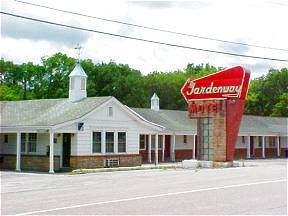 Gardenway Motel is Closed
