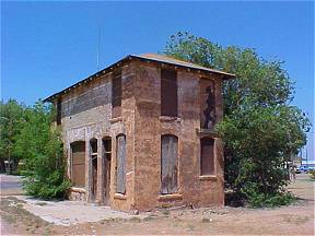 Old Magnolia Gas Station