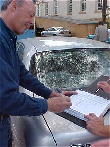 Mayor Delgado Signs the Petition