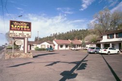 Quaint Mountain Motel