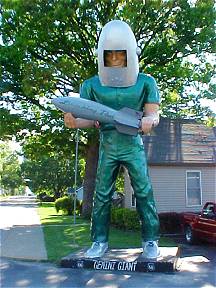 Gemini Giant in Wilmington
