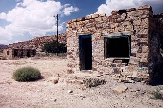 Budville Stone Cabins - Old Motor Court?