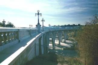 Colorado Street Bridge